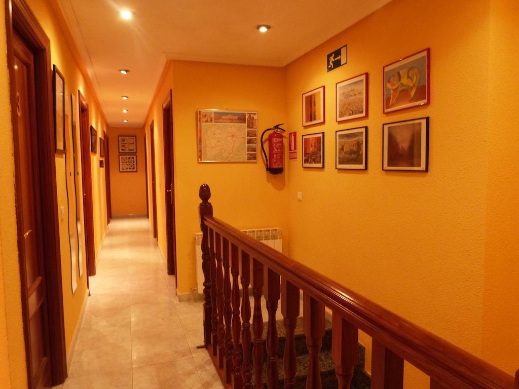 Hostal Sali Pelabravo Εξωτερικό φωτογραφία